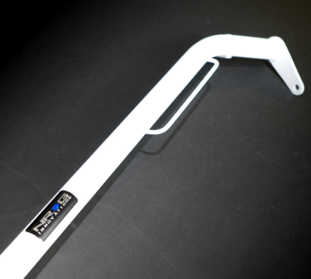 Harness Bar: 47" White